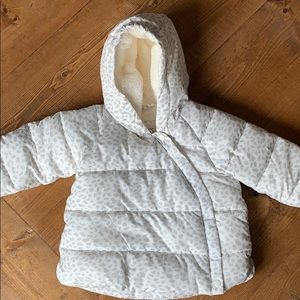 Baby Gap Girls Leopard Print Puffer Coat | 18M